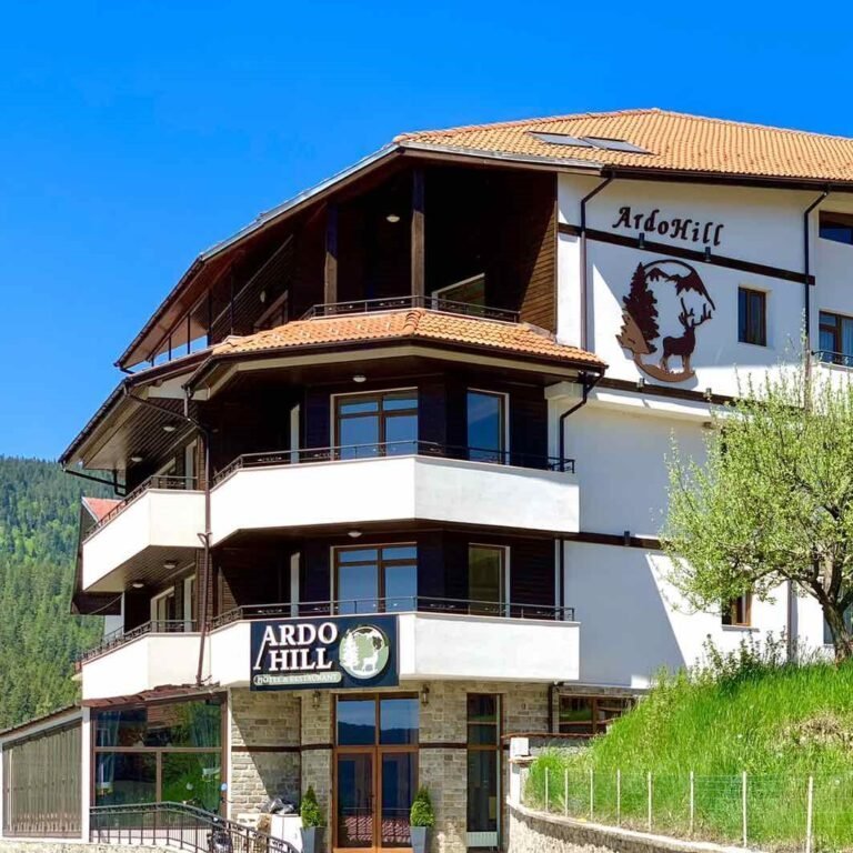 фасада на хотел АрдоХил
