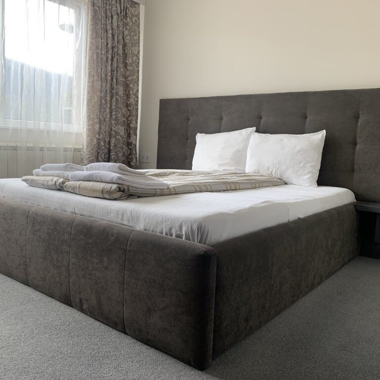 АрдоВел Хотел във Велинград с минерален басейн